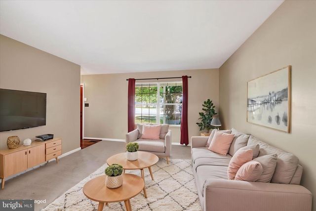 3871 YELLOWSTONE CT, Hampstead, MD 21074
