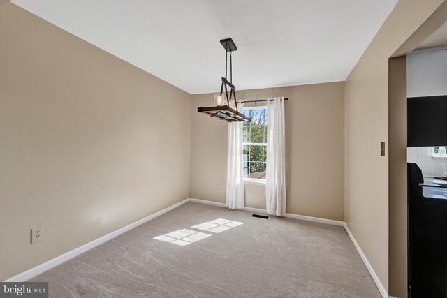 3871 YELLOWSTONE CT, Hampstead, MD 21074