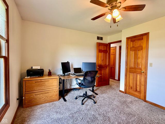 12901 S 550 W, Columbus, IN 47201
