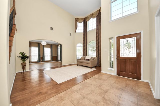 14318 Lakepointe Bend Lane, Cypress, TX 77429