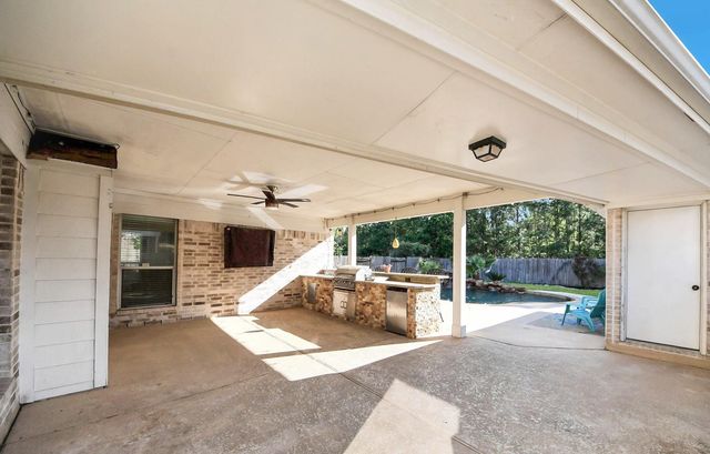 14318 Lakepointe Bend Lane, Cypress, TX 77429