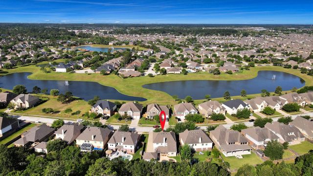 14318 Lakepointe Bend Lane, Cypress, TX 77429