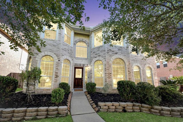 14318 Lakepointe Bend Lane, Cypress, TX 77429
