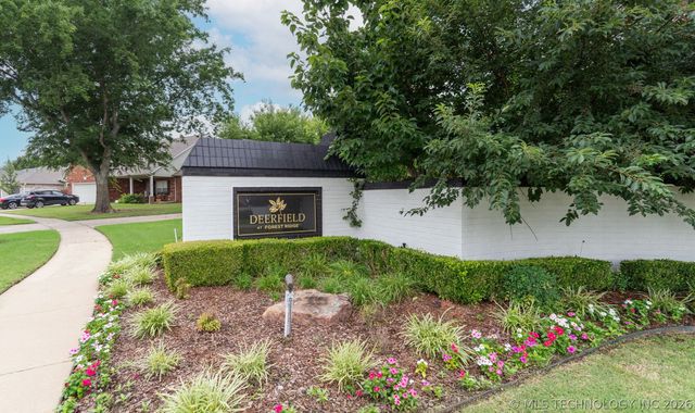 521 S 63rd Place, Broken Arrow, OK 74014