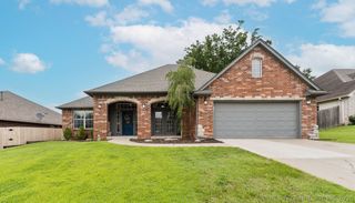 521 S 63rd Place, Broken Arrow, OK 74014