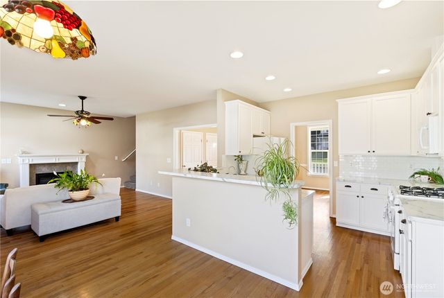 1257 Cameo Court NE, Poulsbo, WA 98370