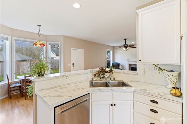 1257 Cameo Court NE, Poulsbo, WA 98370