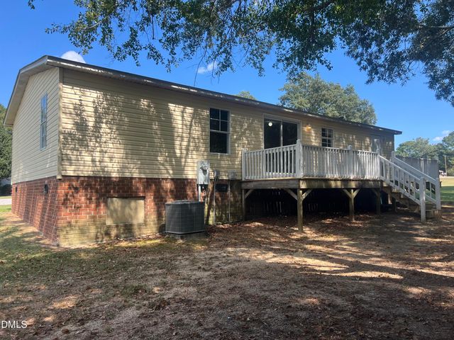 121 Ashe Street, Coats, NC 27521