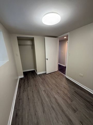 5653 N Talman Avenue, Chicago, IL 60659