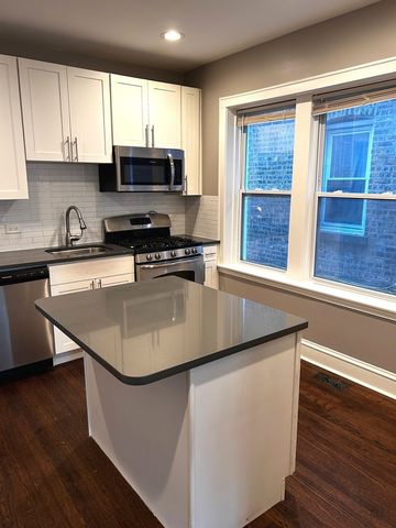 5653 N Talman Avenue, Chicago, IL 60659