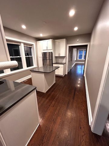 5653 N Talman Avenue, Chicago, IL 60659