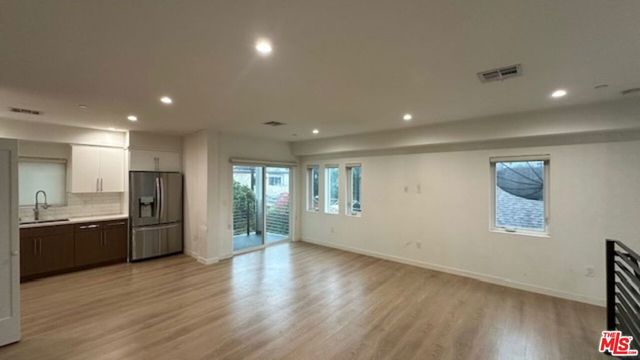 5222 Satsuma Avenue, North Hollywood, CA 91601