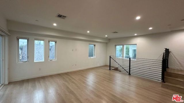 5222 Satsuma Avenue, North Hollywood, CA 91601
