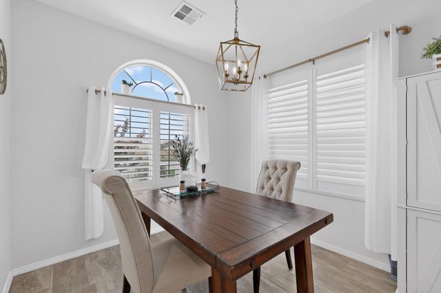 4161 Crowned Eagle Loop NE, Rio Rancho, NM 87144