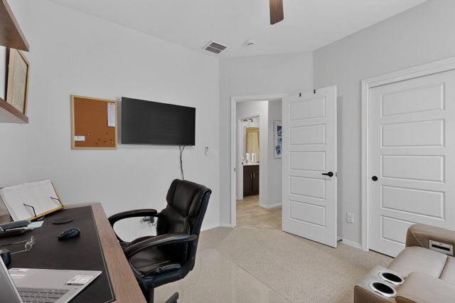 4161 Crowned Eagle Loop NE, Rio Rancho, NM 87144