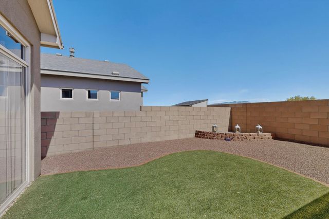 4161 Crowned Eagle Loop NE, Rio Rancho, NM 87144