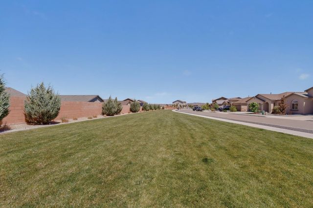 4161 Crowned Eagle Loop NE, Rio Rancho, NM 87144
