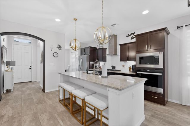 4161 Crowned Eagle Loop NE, Rio Rancho, NM 87144