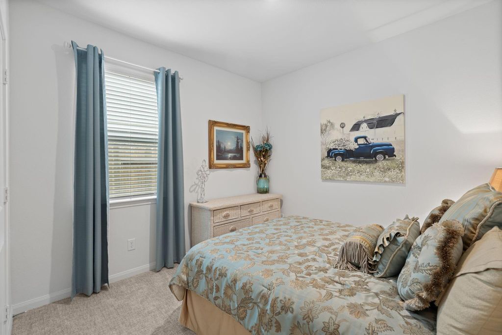 Image 27 of property listing at 10722 Millet Court, Richmond, TX 77469