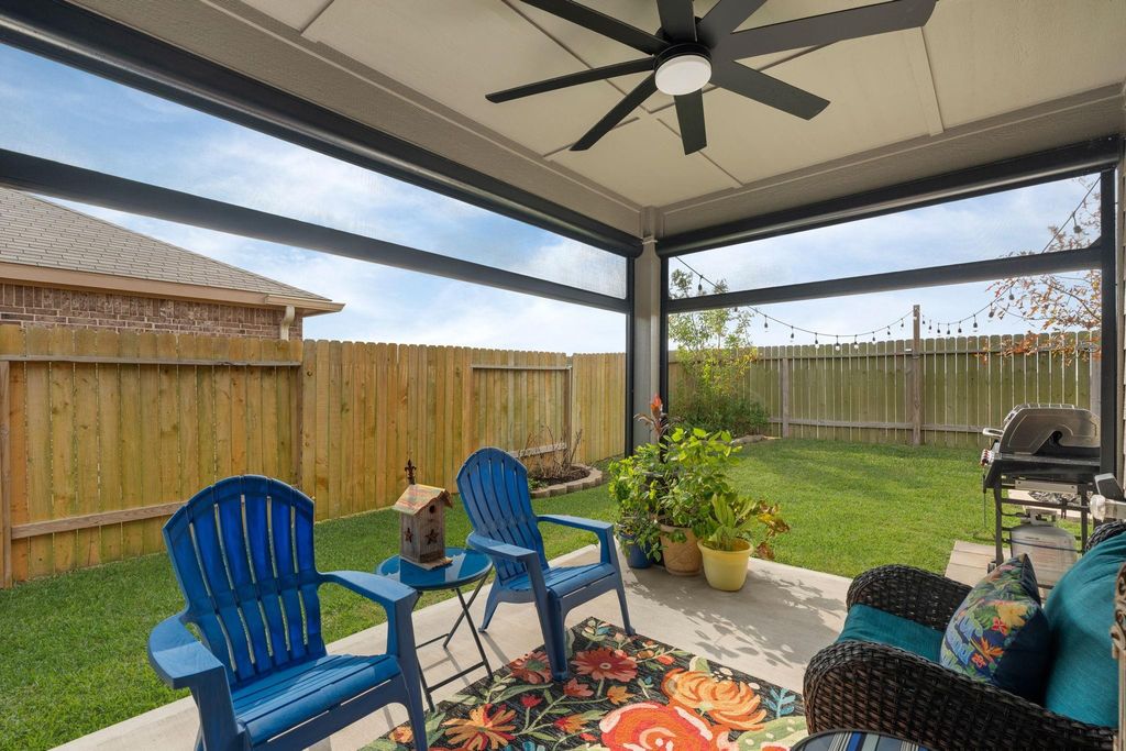 Image 32 of property listing at 10722 Millet Court, Richmond, TX 77469