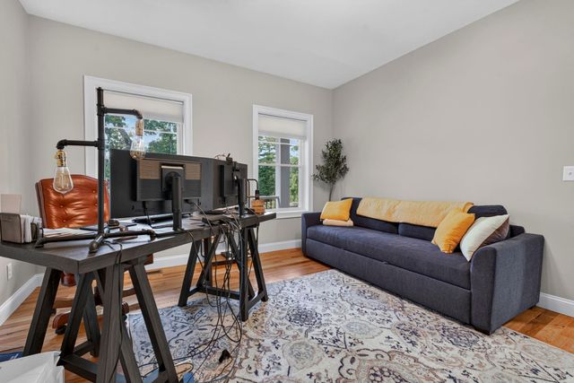 3 Farm Meadows Lane, Londonderry, NH 03053