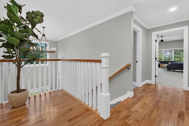 3 Farm Meadows Lane, Londonderry, NH 03053