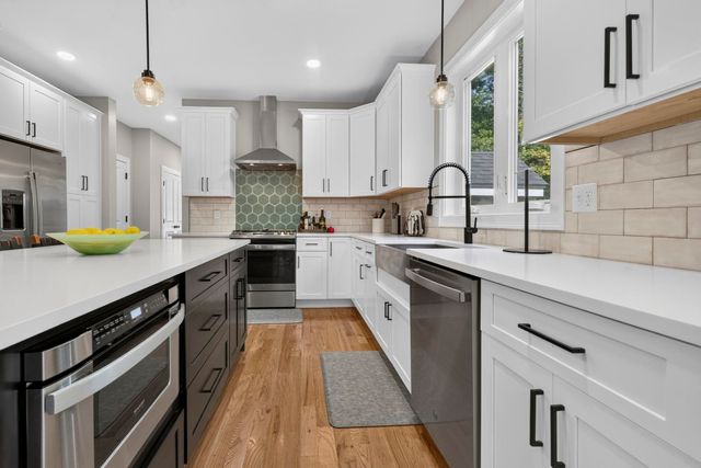3 Farm Meadows Lane, Londonderry, NH 03053