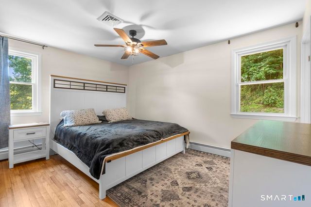 6 Snowapple Lane, Milford, CT 06460