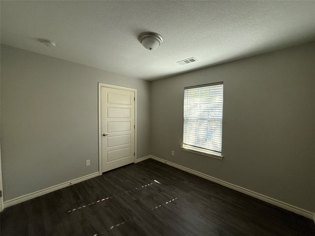 705 S Binkley, Sherman, TX 75092