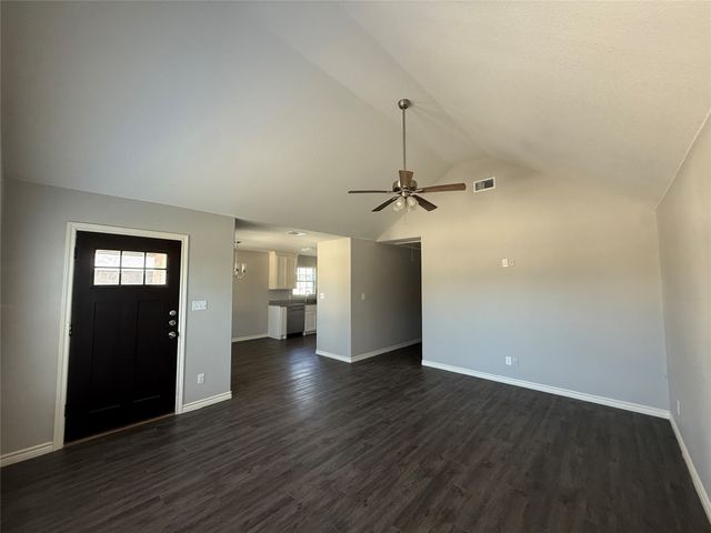 705 S Binkley, Sherman, TX 75092