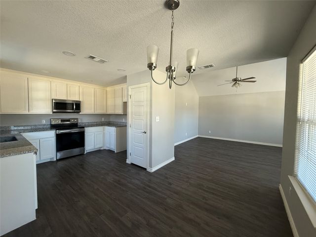 705 S Binkley, Sherman, TX 75092