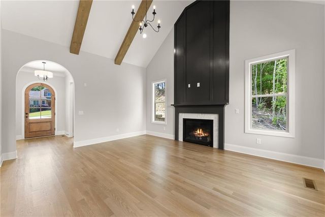 4860 Grandview Court, Flowery Branch, GA 30542