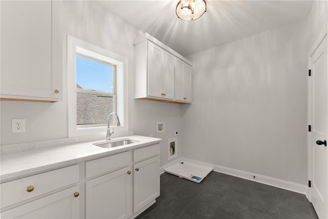 4860 Grandview Court, Flowery Branch, GA 30542