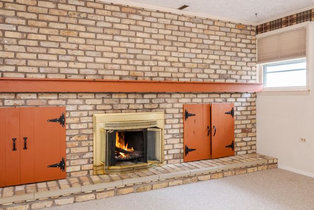 1909 Marzel Drive, Bloomington, IL 61701