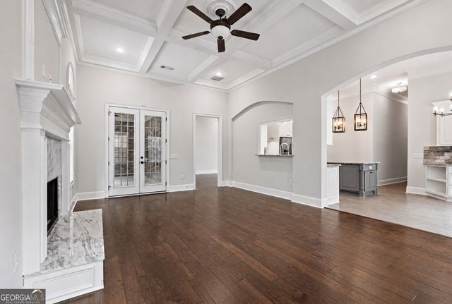 1042 Beaver Dam Road, Hoschton, GA 30548