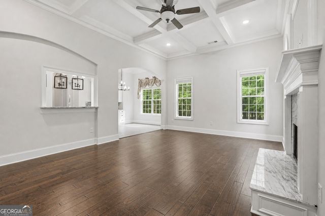 1042 Beaver Dam Road, Hoschton, GA 30548