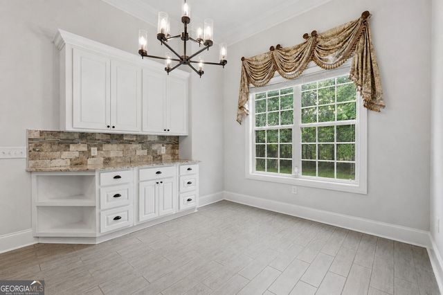 1042 Beaver Dam Road, Hoschton, GA 30548