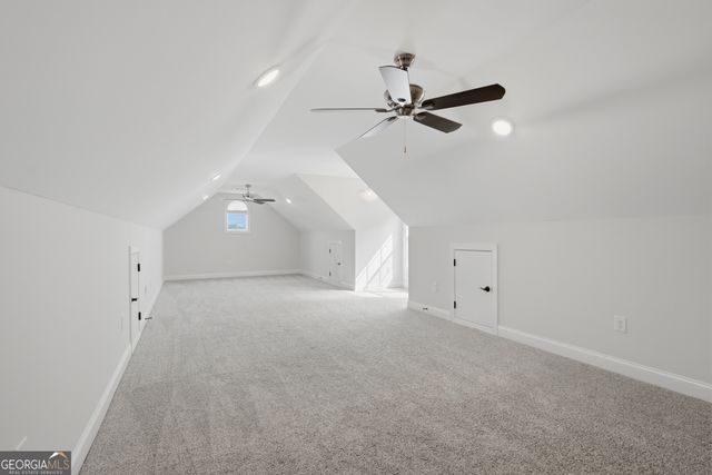 1042 Beaver Dam Road, Hoschton, GA 30548