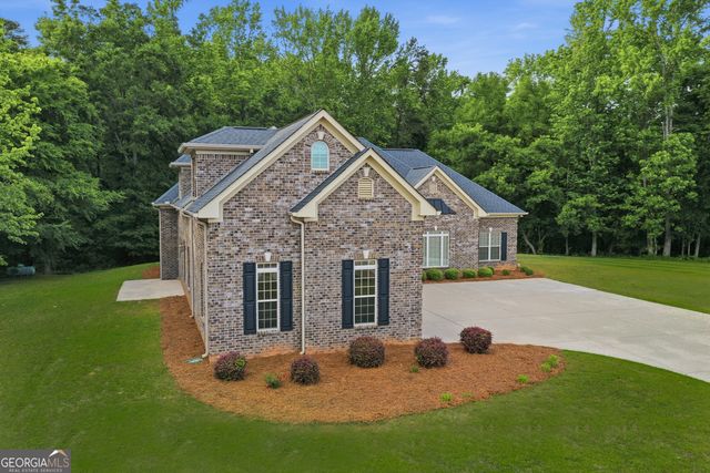 1042 Beaver Dam Road, Hoschton, GA 30548