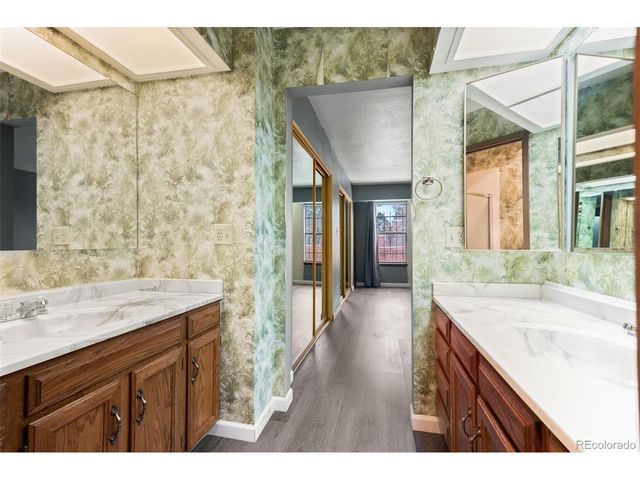 12080 E Maple Ave, Aurora, CO 80012