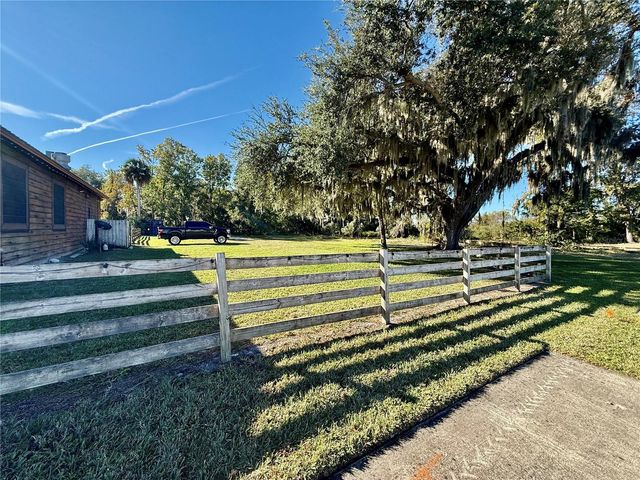 100 S WHITE CEDAR ROAD, Sanford, FL 32771