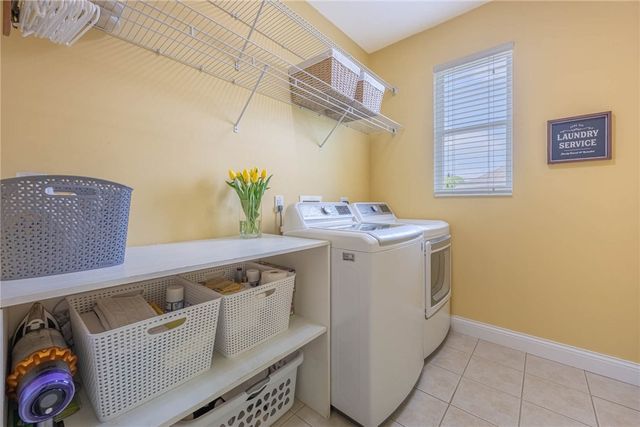 1205 Settlers Bay Court, Sugarcreek Twp, OH 45305