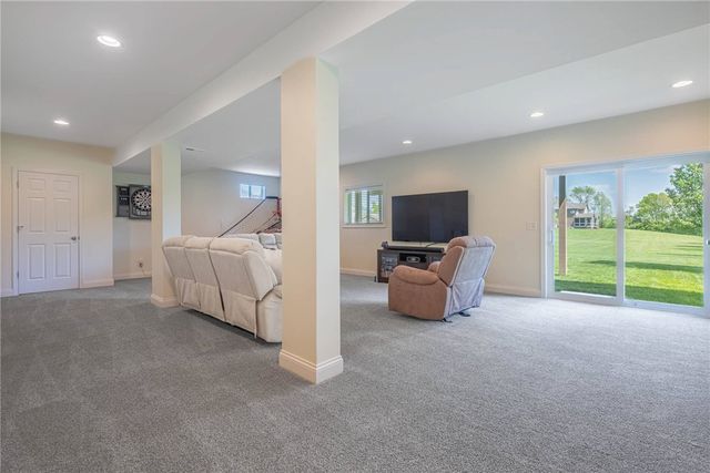 1205 Settlers Bay Court, Sugarcreek Twp, OH 45305