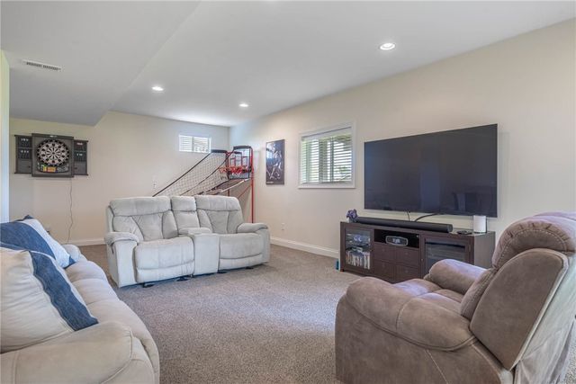 1205 Settlers Bay Court, Sugarcreek Twp, OH 45305