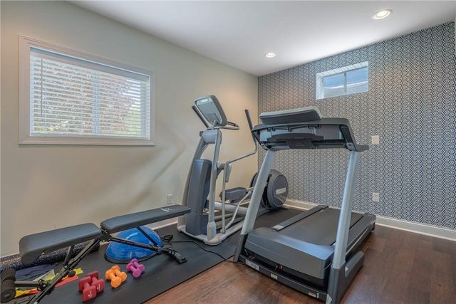 1205 Settlers Bay Court, Sugarcreek Twp, OH 45305