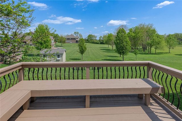 1205 Settlers Bay Court, Sugarcreek Twp, OH 45305