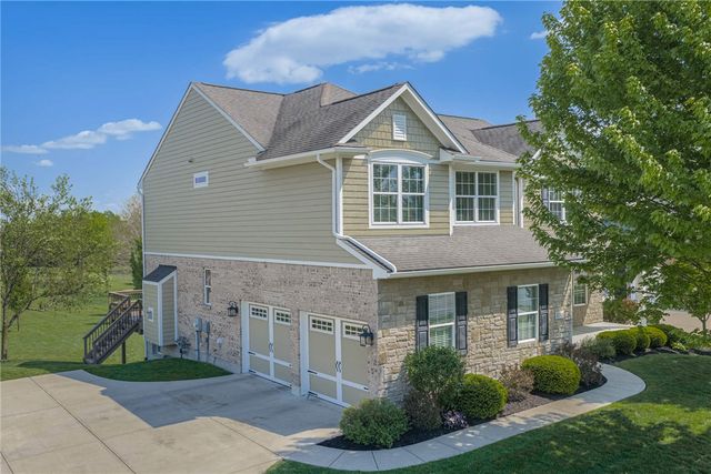 1205 Settlers Bay Court, Sugarcreek Twp, OH 45305