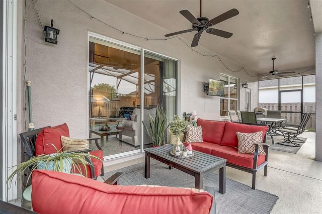 2427 LEANING PINE LANE, Oviedo, FL 32765