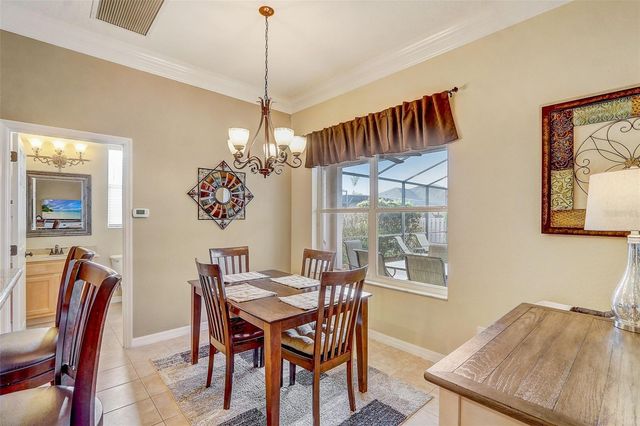2427 LEANING PINE LANE, Oviedo, FL 32765