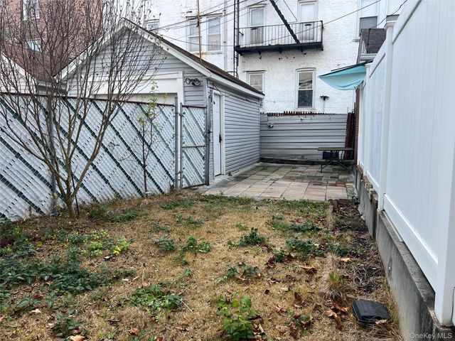 15108 33rd Road, Flushing, NY 11354